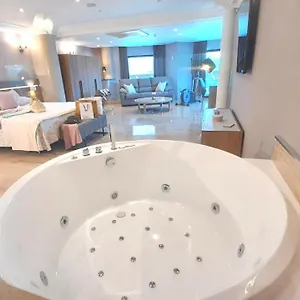 https://hotel-nueva-plaza.bilbaohotelsspain.com